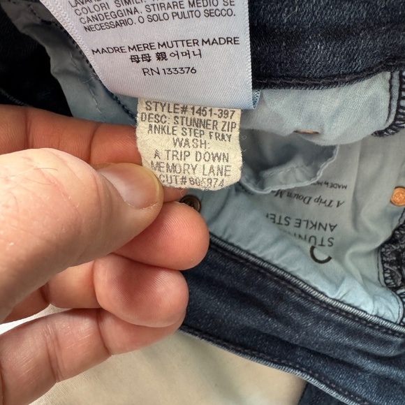 Mother STUNNER Zip Ankle Step‎ Fray Jeans Medium Wash 28 A Trip Down Memory Lane - Picture 10 of 16